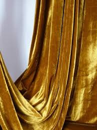 Choose the best quality of amazing amber velvet for your construction projects or textile properties at varied prices. 1000 Ideas About Velvet Curtains On Pinterest Curtains Drapery Gouden Gordijnen Woonkamergordijnen Gordijnen