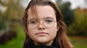 Pigen med de 20 diagnoser: