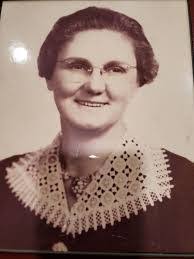 Lee Frady's Instagram, Twitter & Facebook