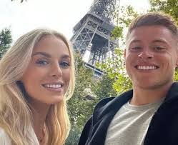 Naomi Dann's Instagram, Twitter & Facebook