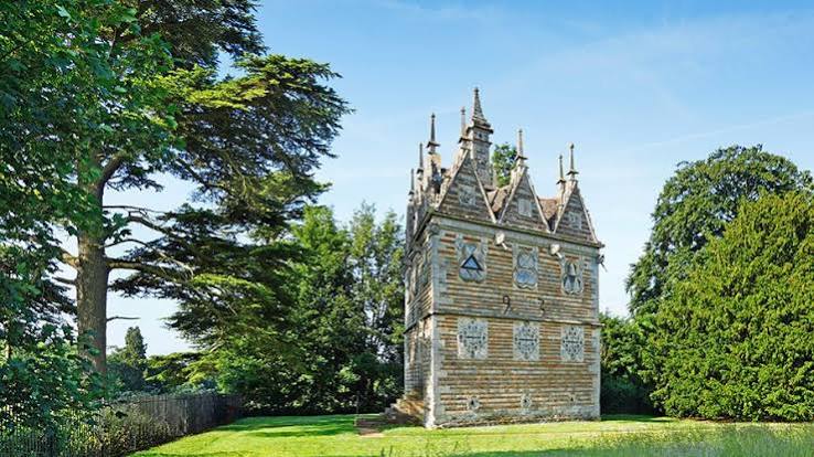 Take a tour of the world's most beautiful and unusual garden follies | Architectural Digest