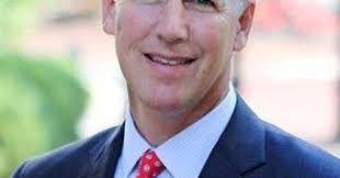 Kelly Kerner's Instagram, Twitter & Facebook