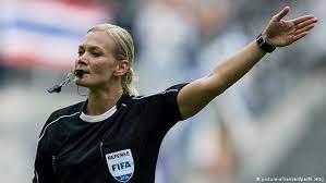 Munich (ap) — bibiana steinhaus, one of the most decorated referees in women's soccer and the first female referee in the german men's bundesliga, announced her retirement wednesday. Referee Bibiana Steinhaus Retiring After The German Supercup Sports German Football And Major International Sports News Dw 30 09 2020