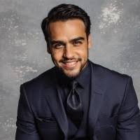 90+ "Christopher Bustos" profiles