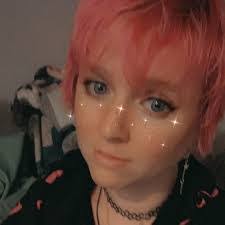 Nikki Haase's Instagram, Twitter & Facebook