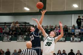 Freeland hosts John Glenn in a boys basketball game - mlive.com