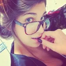 Résultat de recherche d'images pour "favim girl"