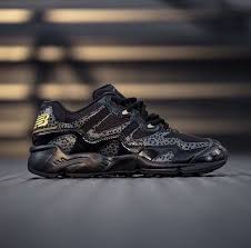 Black And Gold Womens Shoes New Balance 850 In 2020 Sneakers All Black Sneakers Gold New Balance