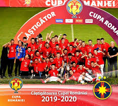 În cupă se poate întâmpla orice. JucÄƒtorii De La Fcsb Au Primit Trofeul De News Ro