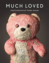 Adorable Portraits Of Much Loved Stuffed Animals Nixon Old Teddy Bears Teddy Bear