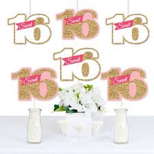 The outcome is amazing and definitely gives you an extra special touch to your wedding! Smart Idea Centerpiece Ideas For Sweet 16 Party