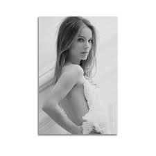 Amazon.com: JJoias Famous Actress Natalie Portman Sexy Poster Canvas Wall  Art Prints Gifts Photo Picture Paintings Room Decor Home Decorative  12x18inch(30x45cm): Posters & Prints
