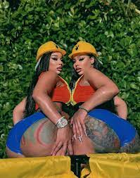 Double Dose Twins Miriam Michelle Adult Model Signed 8x10 Photo COA Proof  28C | eBay