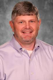 Eric Bloomer's Instagram, Twitter & Facebook