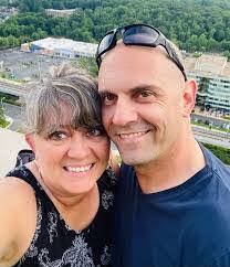 Cynthia Warman's Instagram, Twitter & Facebook