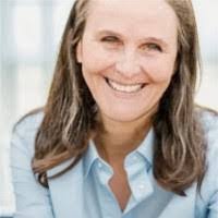 Carly Rucker's Instagram, Twitter & Facebook