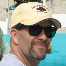 Barnabas Collins (@darkshadowsgay)