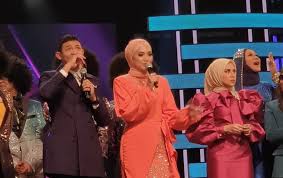 Maybe you would like to learn more about one of these? Tok Ram Malas Cakap Banyak Feeza Buat Hal Lupa Lirik Apabila Seseorang Itu Sedang Jatuh Saya Tak Akan Hentam Lagi Hiburan Mstar