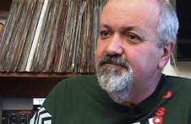 História da Cash Box em DVD