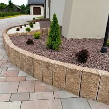 Wir behalten für sie den überblick. Granit Palisaden 20 Ideen Fur Schone Gartengestaltung Gartengestaltung Granit Palisaden Garten Landschaftsbau