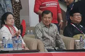 Ketiganya adalah prabowo subianto, megawati soekarnoputri dan anies baswedan. Jk Megawati Prabowo Duduk Berdampingan Saksikan Final Pencak Silat