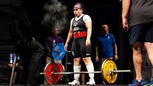 These training routines may also prominently feature back squats. Powerlifting