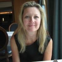 Andrea Smithson's Instagram, Twitter & Facebook