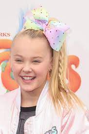 Jojo Siwa 39 S Hairstyles Amp Hair Colors Steal Her Style Jojo Siwa Hair Jojo Siwa Bows Jojo Siwa