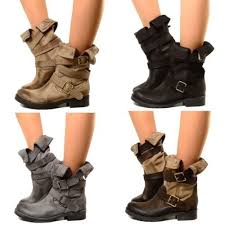 Découvrez la vaste sélection et achetez en ligne : Epingle Sur Chaussure