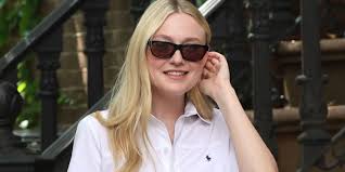 Dakota Fanning’s Rich-Girl Outfit Looks Straight Out of a ‘90s Catalog, and It’s Her Minidress I’m Buying