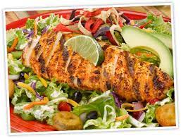 Yummy Salad Greens Black Beans Red And Green Peppers Jack Cheese Grilled Chicken Spicy Ranch Chip Grilled Chicken Salad Delicious Salads Soup And Salad