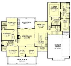 A Floor Plan With Dimensions