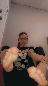 Some Teen Feet - ShesFreaky