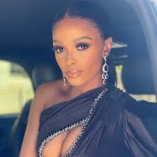 Cindy Isaacs's Instagram, Twitter & Facebook