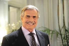 Tarcísio meira é um ator brasileiro. Wu12bltdjqix4m