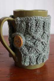 This free garter stitch cup cozy knitting pattern is made with beginner knitters in mind. Diy Knit Mug Warmer Simplymaggie Com