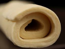 Pateuri cu branza de oi. Aluat Foietaj Rapid