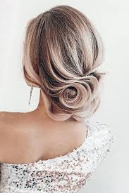 Short curly styles, when they are sported excellently, will make you look more graceful and sophisticated. 39 Best Pinterest Wedding Hairstyles Ideas Wedding Forward Rustic Wedding Hairstyles Hair Extensions Best Hair Styles