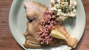 Scholle Busumer Art Mit Kartoffelsalat Rezepte Lebensmittel Essen Kochen