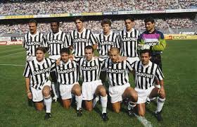 Born 9 july 1964) is an italian former football manager and player who played as a striker. Gianluca Vialli La Sua Partita Piu Difficile Per Battere Il Tumore