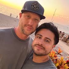 Where is the best place to park near Margaritaville in Fort Myers?