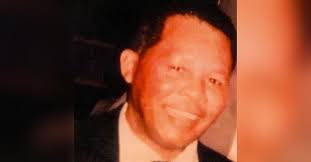 Earl M. Overbey Obituary