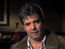 Jason Fassett's Instagram, Twitter & Facebook