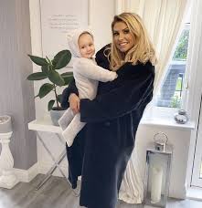 We did not find results for: Mrs Hinch Shares Great Hack For Making Fake Flowers Smell Like The Real Thing Ok Magazine