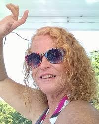 Mariah Bates's Instagram, Twitter & Facebook