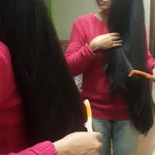 Check out these dozens of different hair styles and cuts for women with thick hair. How To Make Hair Oil For Thick Lustrous And Long Hair Bellatory Fashion And Beauty