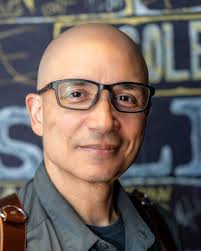 About — CARLOS NOVAIS