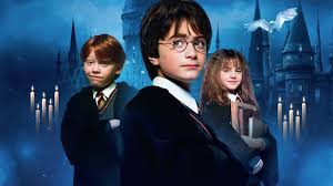 Pour le tournage des 8 films de la saga, pas moins de 160 paires de lunettes et 80 baguettes magiques ont été utilisées pour le seul personnage de harry potter. La Saga Harry Potter Film Par Film 1 L Ecole Des Sorciers Premiere Fr