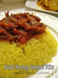Pulut Kuning Dengan Sambal Ikan Bilis Resep Masakan Asia Masakan Malaysia Makanan