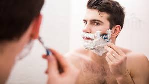 Das rasieren ist dabei eine gewisse kunst für sich. So Rasiert Man N Sich Richtig Aufgepasst Manner Codecheck Info